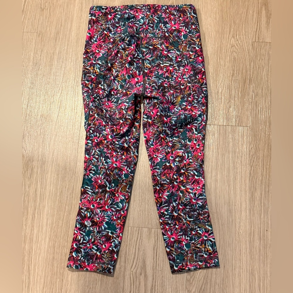 Lululemon Swift Speed High Rise Crop 21” EUC Size 4 - Picture 8 of 11